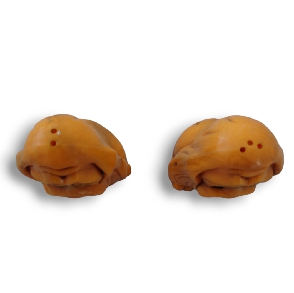 Mid-Century Bloodhound Celluloid Salt and Pepper Shakers - Picture 6 of 7